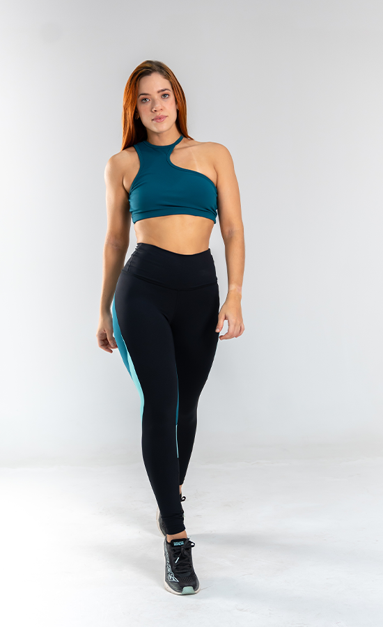 Emanate Two-Piece Set – Style, Comfort, and Performance